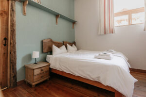 Twin bedroom